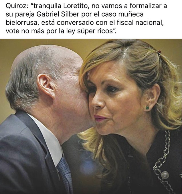 JzConstant's tweet photo. "Quiroz le dice a Loreto Carvajal donde le entregará las maletas con dolares " 

El senadora Araya y Celis se terminaron de forrar ? Y que pasa con los DC y Bianchi ?  Kast pido el prestamo y endudó a Chile para pagarles a ellos ? 

Estamos llenos de dudas, ojalá los investiguen https://t.co/KJp5bxVjjK