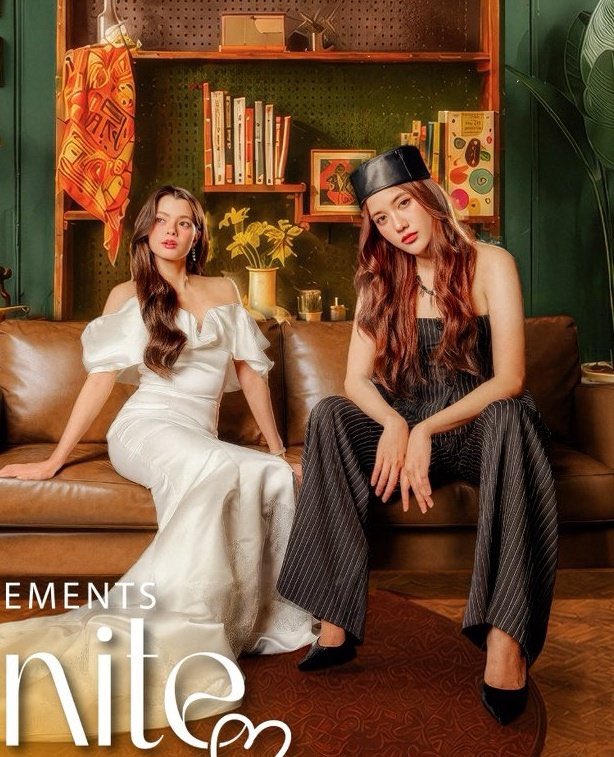 PastorianaH's tweet photo. OMG? 

Passando mal ❤️❤️❤️

#FreenBecky‌ https://t.co/8LsEOveFib