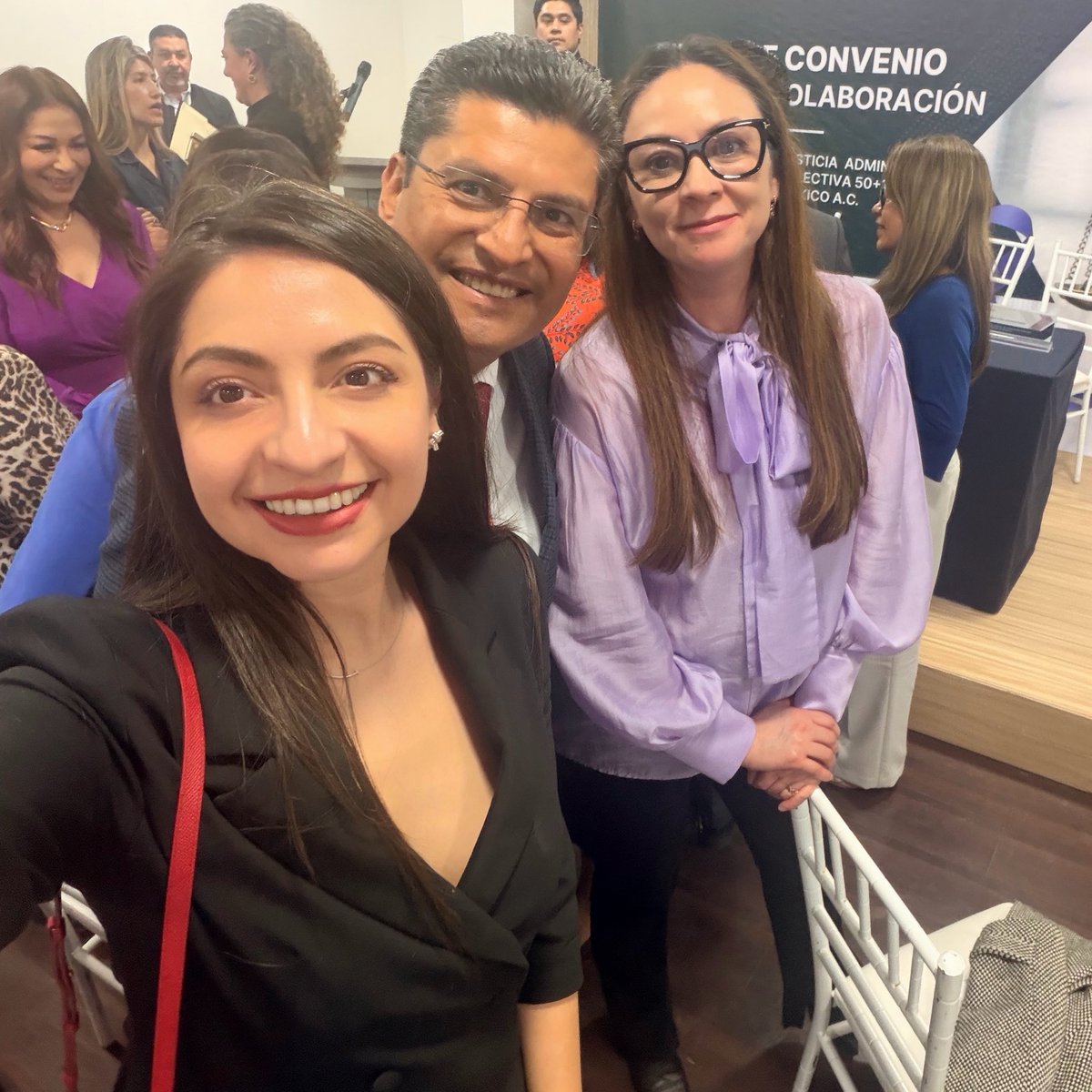dianavlzs's tweet photo. Un gusto acompañar a nuestra Presidenta de 50+1 Estado de México, Mónica Álvarez Nemer, en la firma del Convenio de Colaboración con el Tribunal de Justicia Administrativa del Estado de México.

Cuando sociedad civil e instituciones trabajan juntas, fortalecemos el acceso a la justicia y la capacitación de más mujeres.

También feliz por saludar a mi amigo, el Presidente del #TRIJAEM, Luis Eduardo Gómez.

🤝💜

#50más1 #EstadoDeMéxico