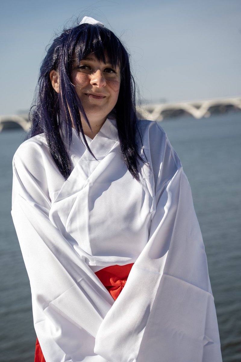 KikiSuCosplay's tweet photo. Now just me being Utahime solo. It was very windy and my bow was always turning.
#jjk #UtahimeIori #utahime #utahimecosplay #cosplay #cosplaying #cosplaygirl https://t.co/vGmaWvwGb3