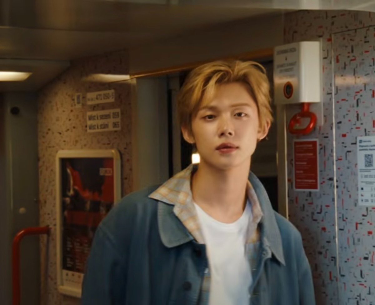 0x1lovezzn's tweet photo. the before sunrise jesse of it all, you all dont understand how Insane this is to me https://t.co/HsDVG05hap