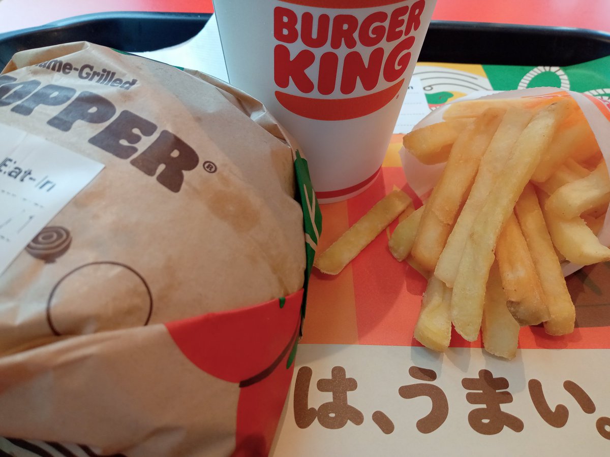 delithehappines's tweet photo. 昨夜飲みすぎて頭は、痛い。
それでもバーキンは、うまい。 https://t.co/36WLOWsNGw