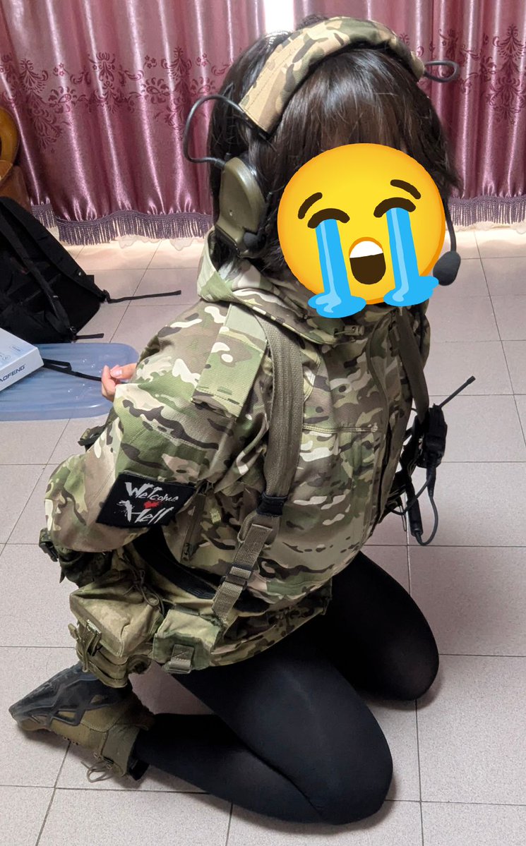 FOR_USSR's tweet photo. S……sorry for invading your country,P……Please don't shoot me…… https://t.co/LgfhBgd1jk