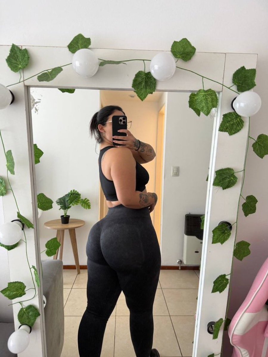 OnlyBaddiess__'s tweet photo. Homegrown https://t.co/tV1WgWs7YI