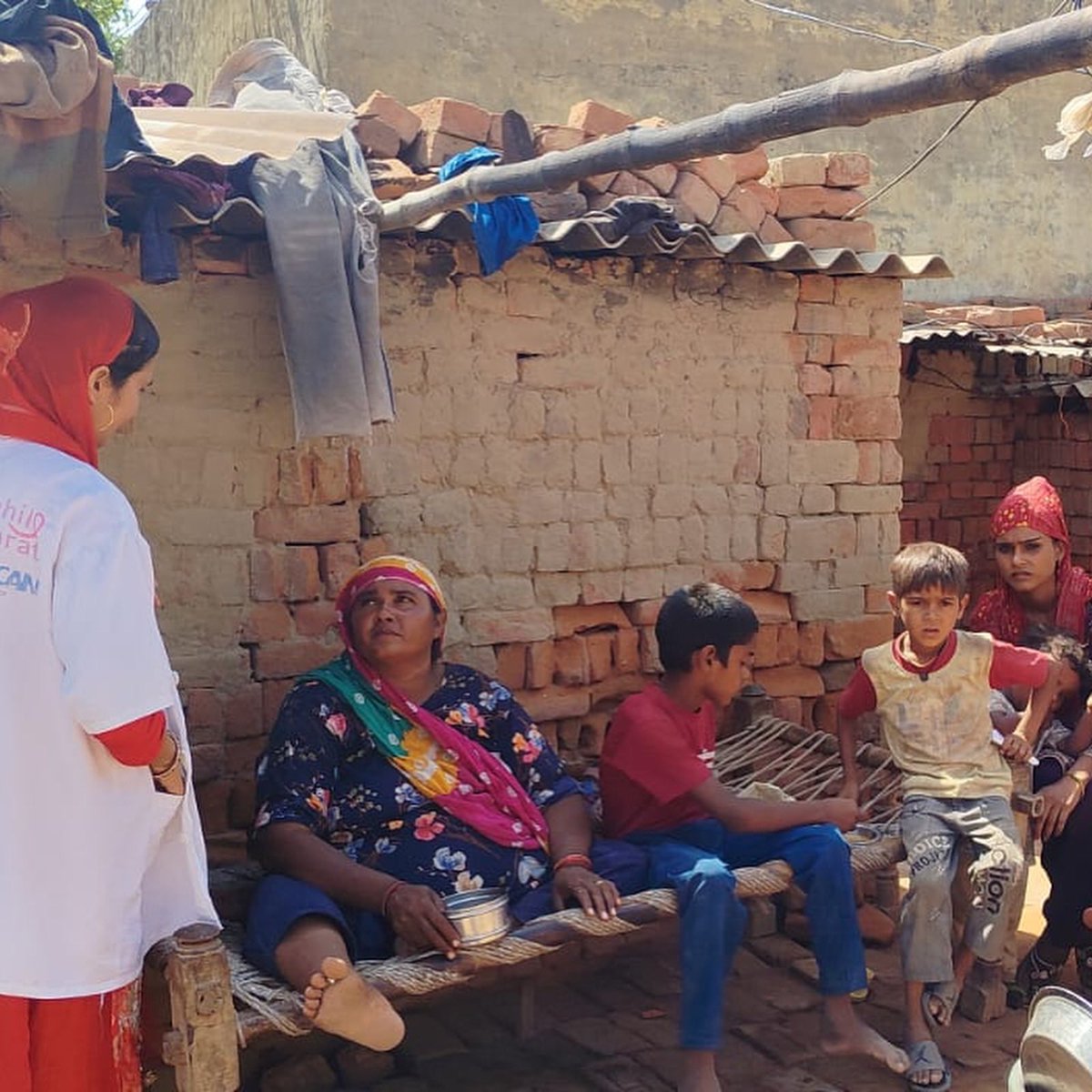 YOUWECAN's tweet photo. Healthcare should reach every woman, not the other way around.

Under Swasth Mahila Swasth Bharat 2.0, our teams are going door-to-door in Nuh, Haryana, ensuring that breast cancer awareness and free screening services reach women who may otherwise be left behind. https://t.co/8ibRSUsa9n