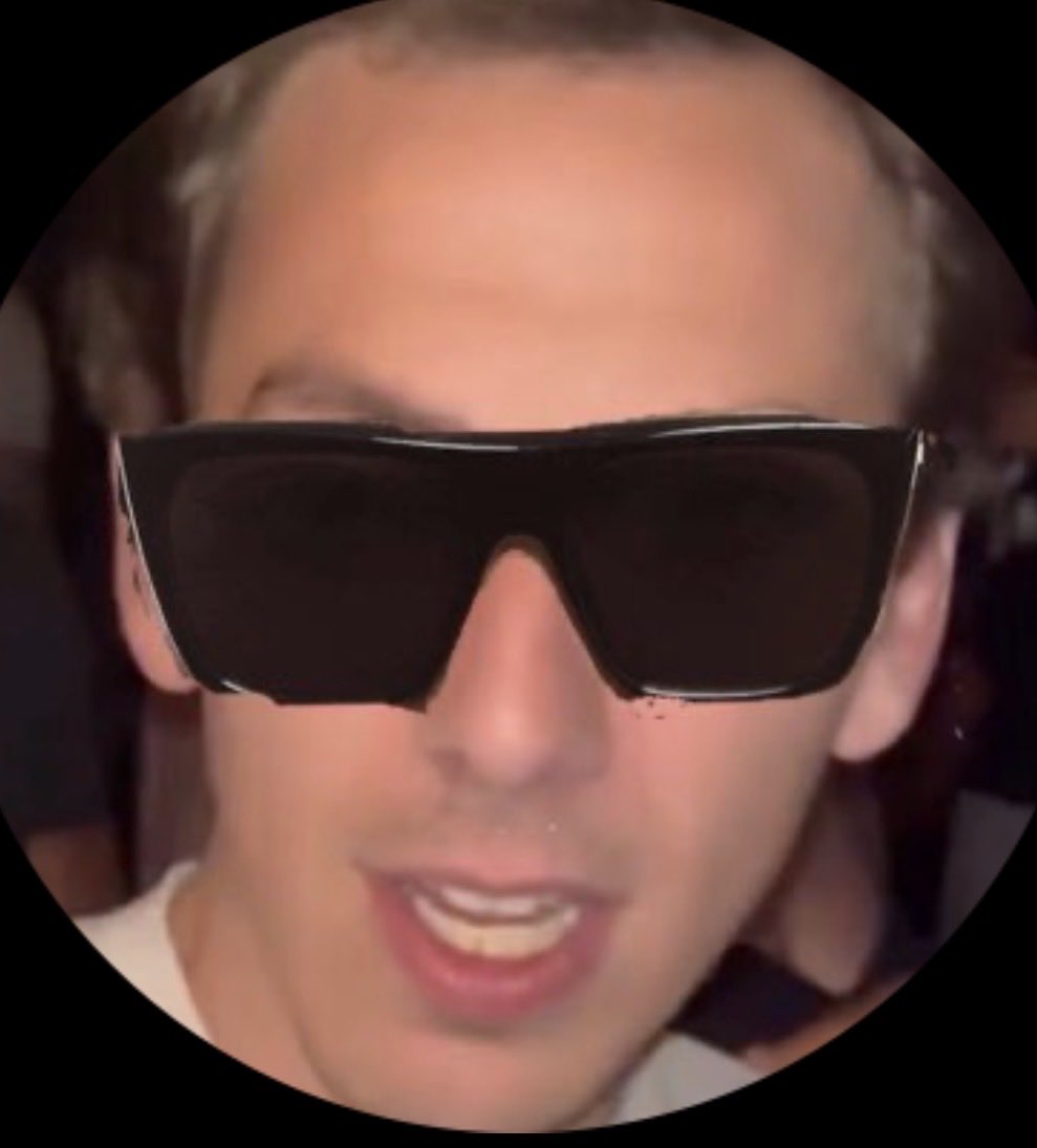 JimDingleBerry2's tweet photo. @SmackyJables @HappyPunch “Holy Cringe” Indeed mate. That was my reaction to your goofy ass profile pic lmao https://t.co/5oBVcBgd0T