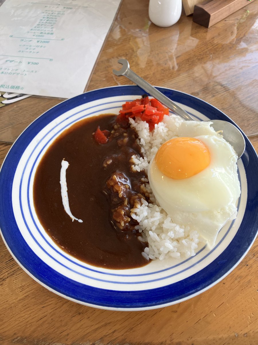 JB23_VSt's tweet photo. 20年前から前通るだけだったお店でランチ

ロケーション抜群‼︎ https://t.co/qwUnPP49ZZ