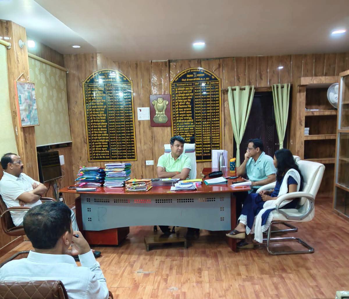 RamVidur's tweet photo. @dm_rohtas Full report ЁЯСЗ
https://t.co/HEz9GLMJrI
#Heritage #IPRD https://t.co/ltLtXaXvHm