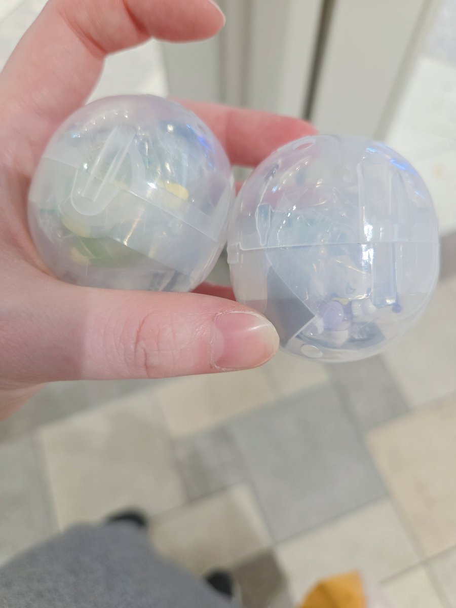 parfait221's tweet photo. @atyv_mxnq 検索から失礼致します🙇‍♀️
クロミ・ポチャッコ
↕️
マイメロ2
郵送交換は可能でしょうか？
ご検討いただけますと幸いです🙏 https://t.co/ucwDpWWxva