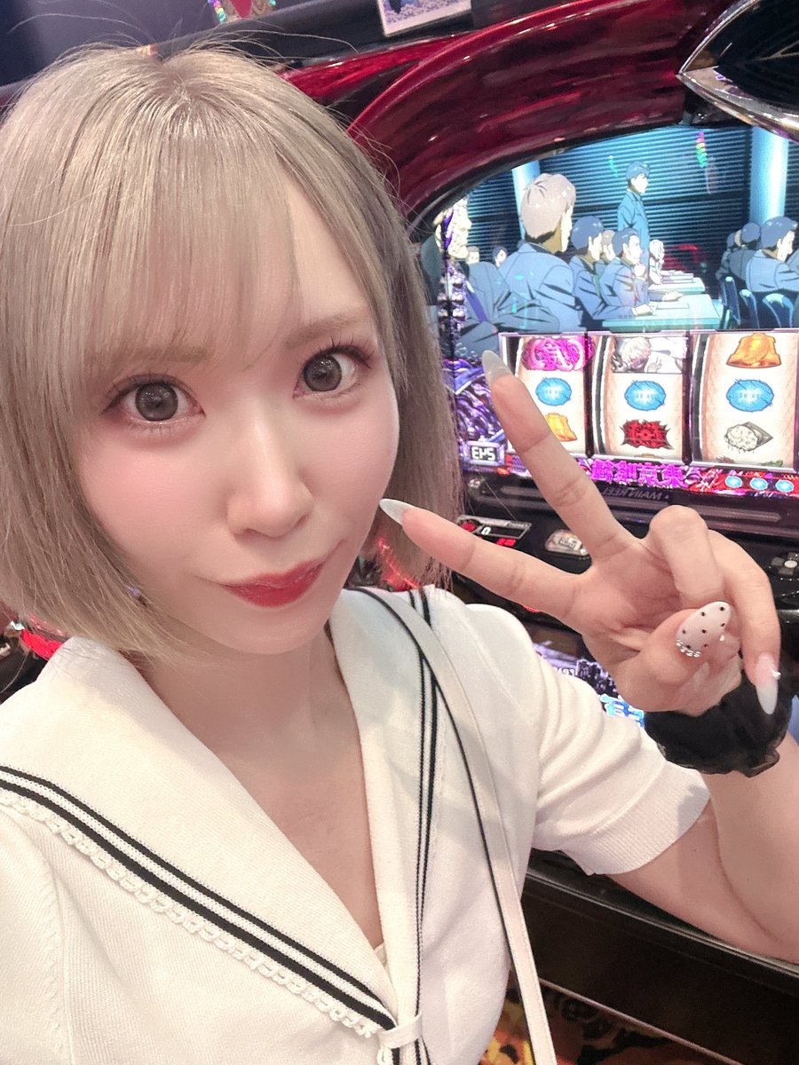 戻ってまーすっ😘👍 午後からもっと気合い入れて レバー叩きますっ