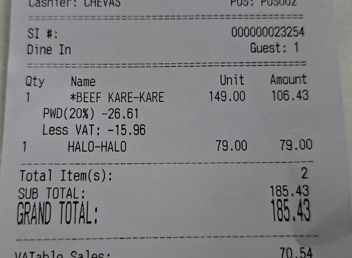 RommelFLopez's tweet photo. Simpleng pandaraya ng isang kainan dito sa UP Shopping  Center. 

Mahuhulaan niyo ang tindahan base sa order ko.

Bakit yung rice meal lang ang may discount? https://t.co/slUcxQ6LrL