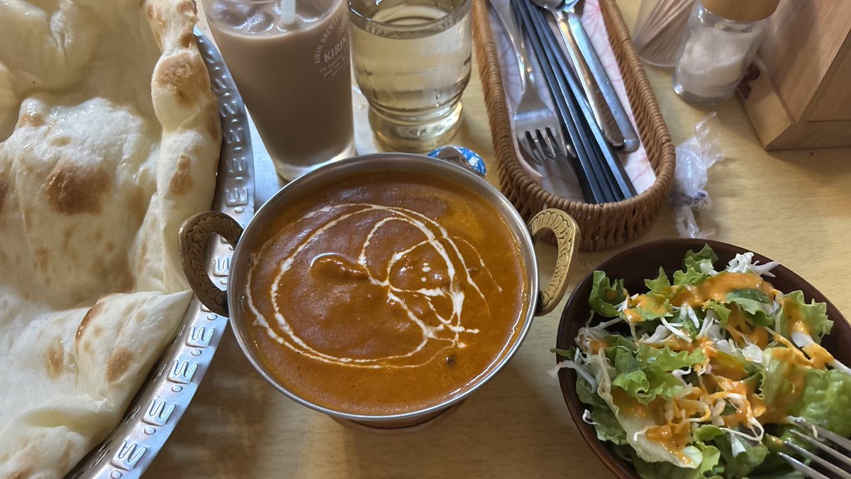 natchaaan65's tweet photo. バターチキンカレー大好きだなぁ❤️
チャイとともに😋 https://t.co/w2hZBJ8PEn