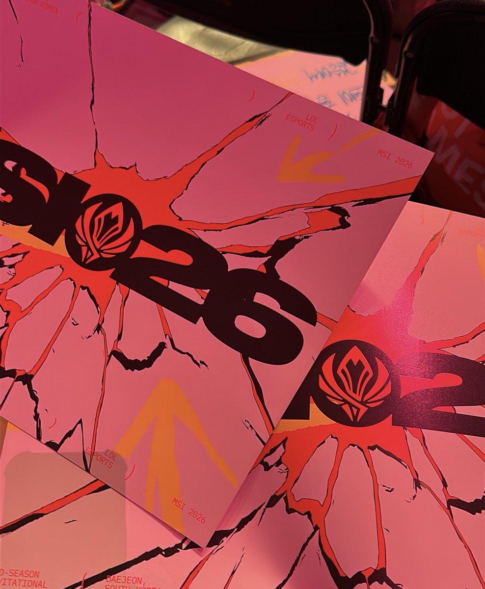 pinasando88's tweet photo. 일요일에 롤 좋아하는 친구랑 같이 msi 경기에 다녀왔어요 ՞⸝⸝•̀⩊•́⸝⸝՞
응원하는거 너무 좋고 재미있었어요 ! https://t.co/iaeaGFUe5z
