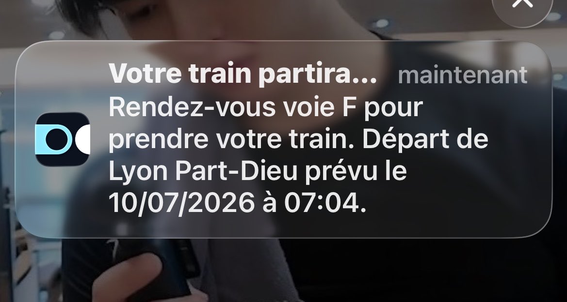 itsya3l's tweet photo. nan stp jsuis même pas encore à part dieu https://t.co/5QtmD2rYDS