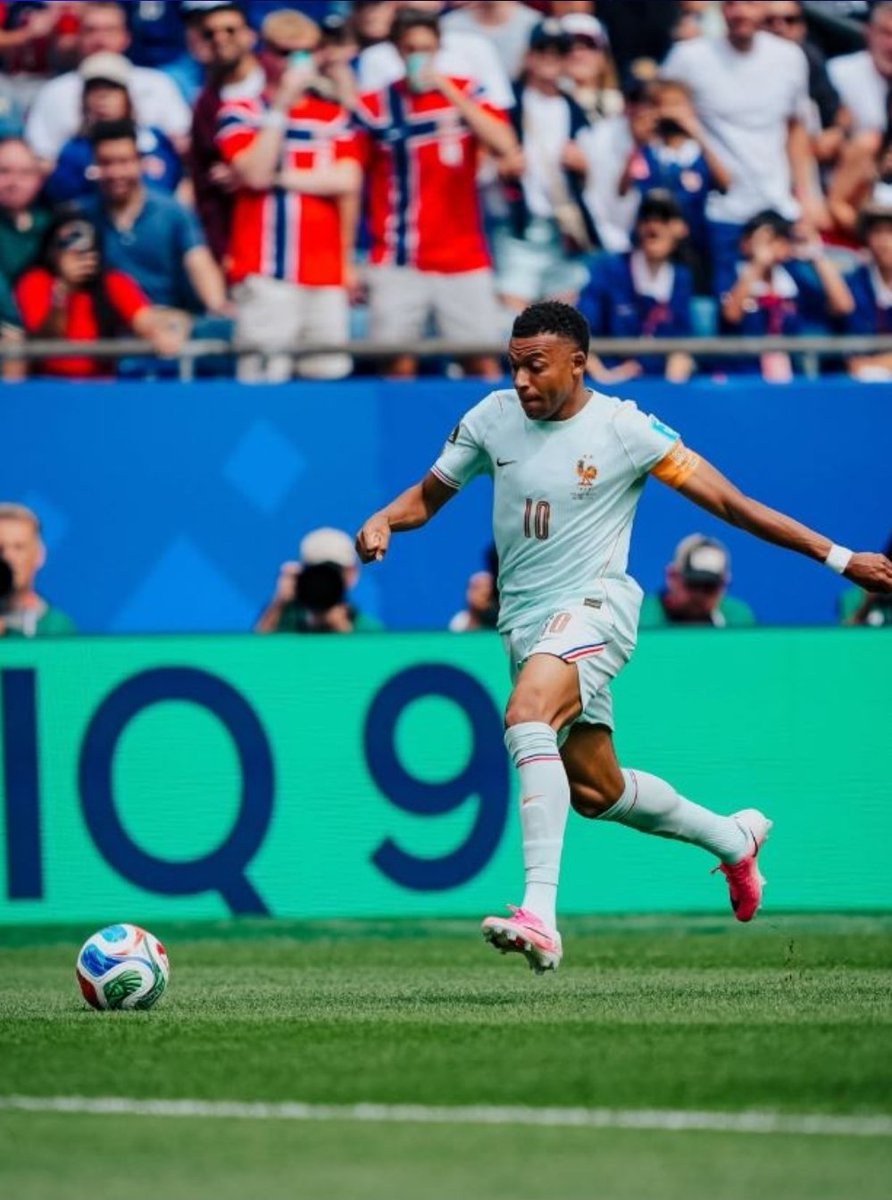 jsaidilumanzi's tweet photo. What do you think was the key factor in Kylian Mbappé's stunning goal against Morocco: his exceptional speed, precise positioning, or sheer determination? @FIFAWorldCup @madridismoreal https://t.co/8i7z41dwej