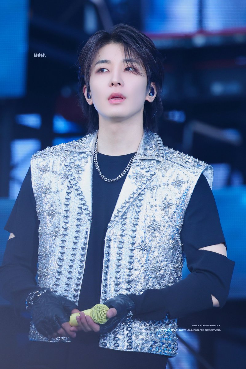 𝐃-𝟏𝟕𝟔 240518 'FOLLOW' AGAIN TO JAPAN in OSAKA Day1 🌟 #원우