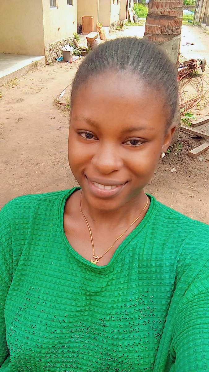 AtiNaomi4u's tweet photo. Beautiful physiologist ๐บ๐ฅฐ
#Tailorgirl ๐ค https://t.co/mCswNjMjV8