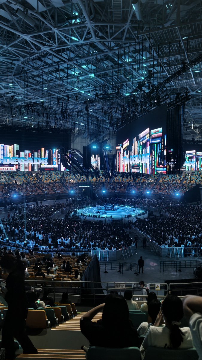 ibie_rent's tweet photo. no zoom                vs           x300 ultra zoom https://t.co/jzPlAQ019D