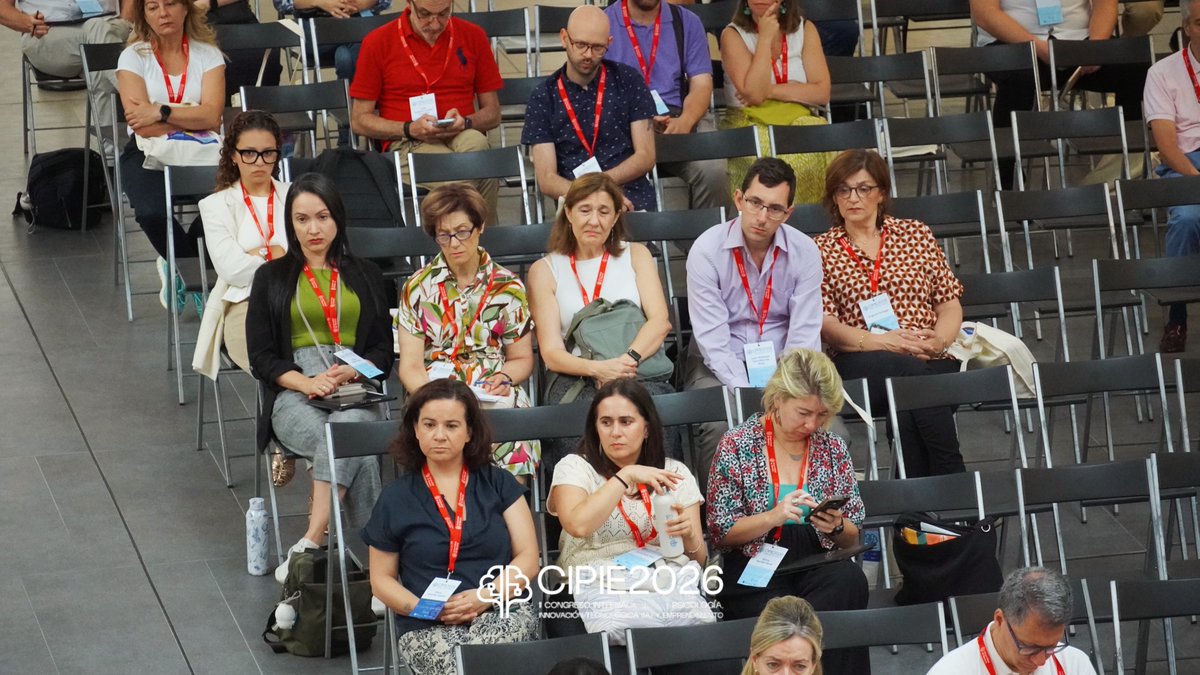 CIPIE2026's tweet photo. #CIPIE2026 avanza en su segundo día con el eje PODER: innovación y emprendimiento en Psicología.

Jesús de la Fuente Arias destaca la necesidad de alinear ámbito académico, profesional y empresarial y los Departamentos de I+D+I en Red para impulsar colaboración y transferencia https://t.co/fFhaccDq0M