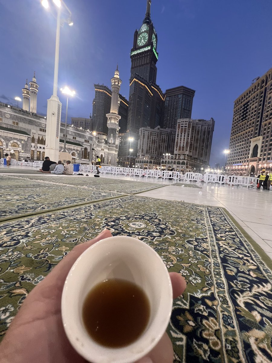 a__599's tweet photo. #يوم_الجمعه

حين تظن أن الأمل انتهى، تذكّر أن الله قادر على تغيير كل شيء في لحظة. فلا تيأس، ففرج الله يأتي من حيث لا نحتسب. https://t.co/5WRp00T1Cn