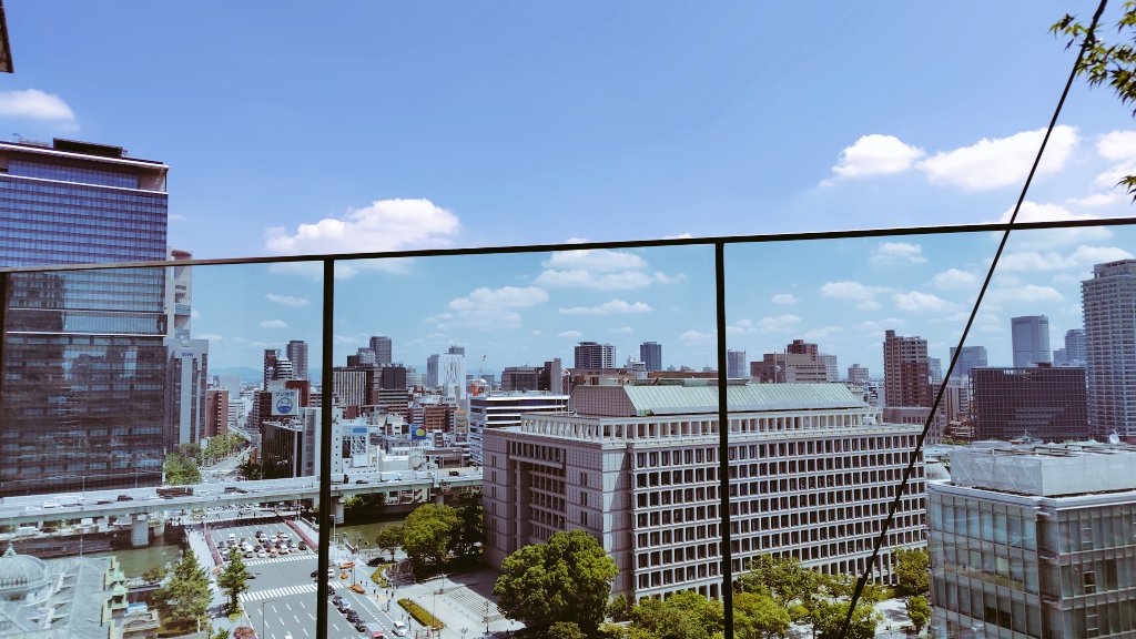 rokkun128's tweet photo. 屋上庭園 https://t.co/w9pTC5c018