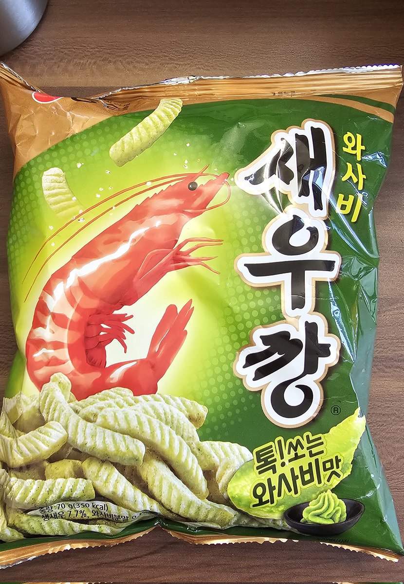 ___ma__ri___'s tweet photo. 韓国で買った⁡
⁡⁡
⁡かっぱえびせんのわさび味？🦐⁡

⁡お子ちゃま向けのわさび味だった🤣⁡

⁡ツーンなんで全くなく⁡
⁡⁡
⁡黙って出されたら、気づかない程度の、だった⁡

⁡わさビーフの辛さの感じを想像してただけに⁡
⁡⁡
⁡ちと残念😢
⁡ https://t.co/iOvizn6EHK