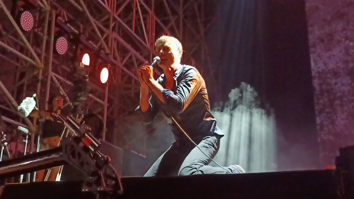 kaffitarista's tweet photo. saw brett yesterday... such a good guy
#suede https://t.co/zW2oEyh4ax