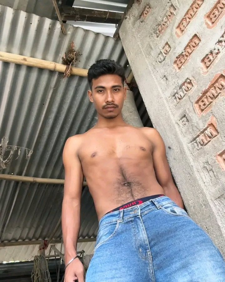 Saiten Roy🇧🇩 tweet media
