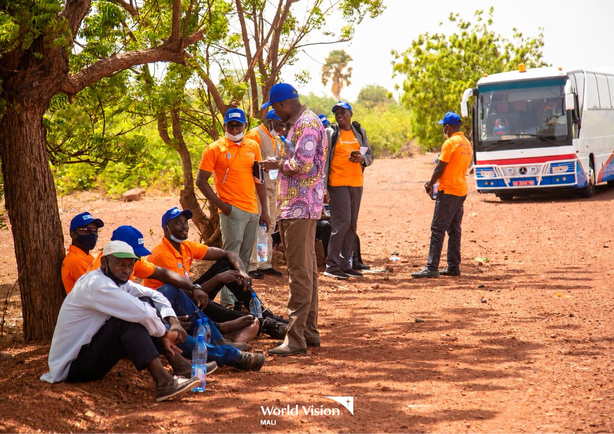 WVMali's tweet photo. Les résultats ne racontent jamais toute l'histoire.
Derrière chaque action humanitaire, il y a aussi des pannes, des imprévus, de longues attentes… et une équipe qui garde le cap.
#Terrain #Humanitaire
#Engagement #Solidarité
#PourLesEnfants
#WorldVisionMali
#TeamOrange🟠 https://t.co/B226HhncqV