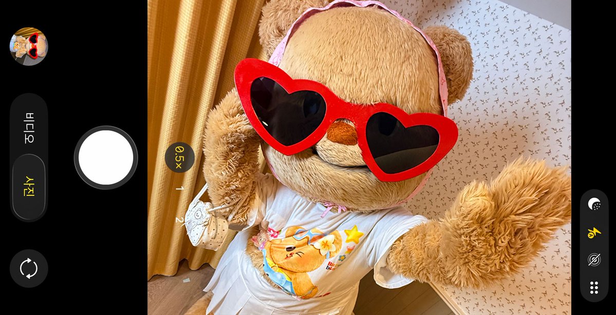 butterbear_kr's tweet photo. 버터베어가 멋지게 사진 찍는 법 아르켜줄게 📸 

#버터베어 #Butterbear https://t.co/vdONeSBs85