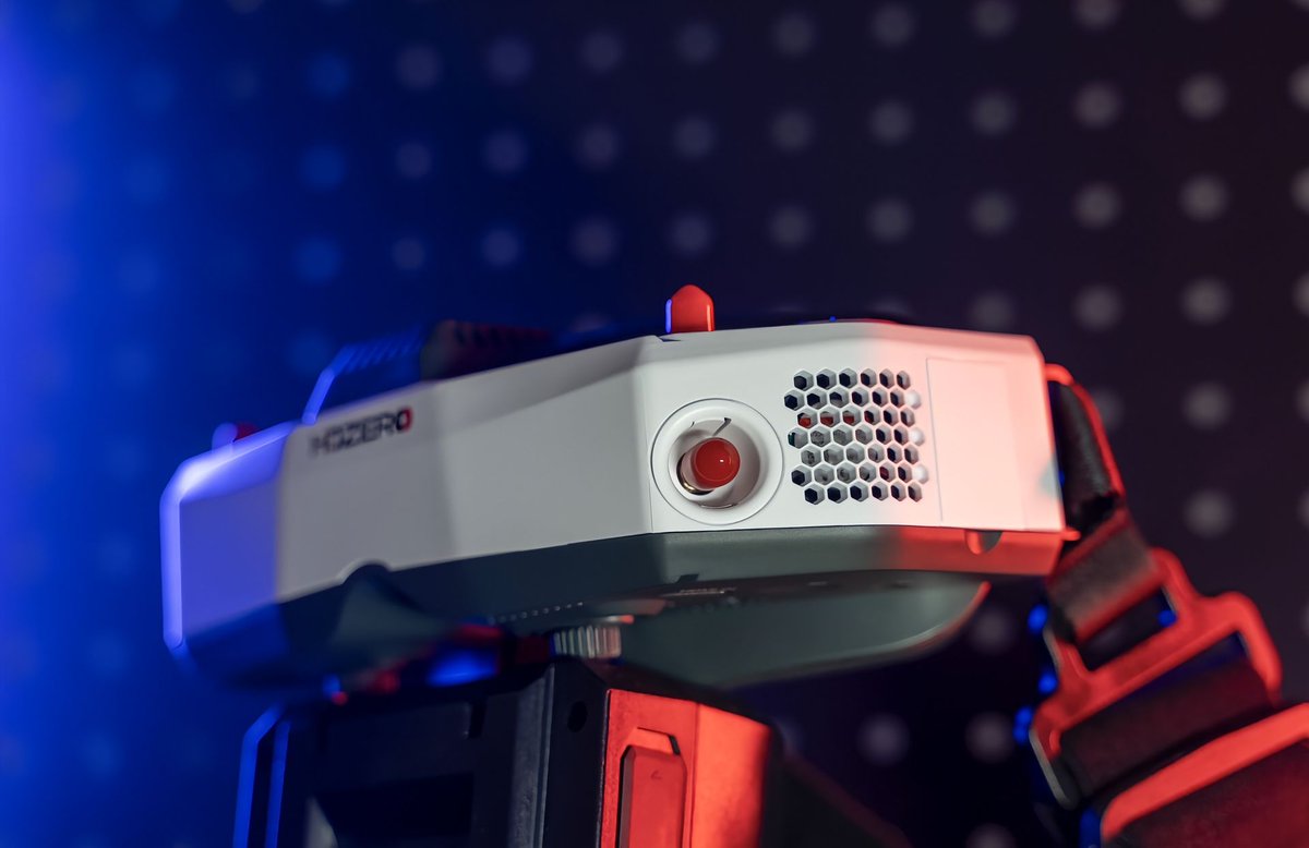 mepsking's tweet photo. They say analog is dead. 
But HDZero Goggle 2 White proves that high-definition analog is the real endgame.
👉 https://t.co/A8Y7XeMQN5

#HDZero  #Goggle #FPVTruth #MepsKing https://t.co/wY8d1jGGvE