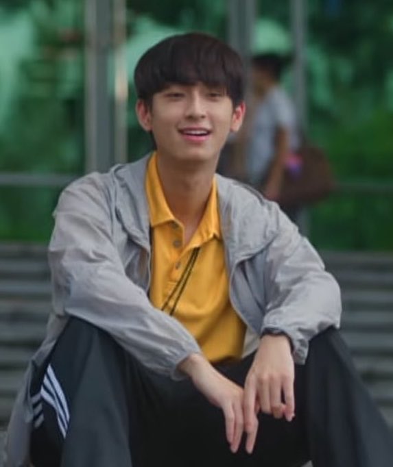 Mojibabypotato's tweet photo. My baby is growing up so fast 😭🤏🏻 
Student ——> Teacher https://t.co/0m16nbfY6u