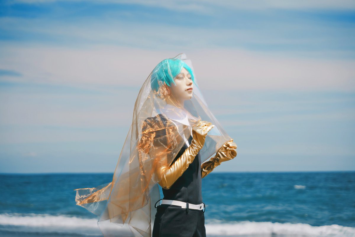 yamamochi_san's tweet photo. 宝石の国.合金フォス.cos
.
.
金と白金
.
. https://t.co/ppCrtF9gB7