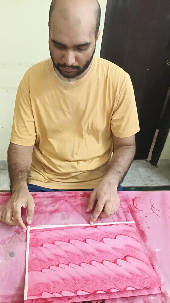 autistrys's tweet photo. Creativity begins with a simple touch of color. Through sponge painting, our participant explored textures, movement, and self-expression, turning a blank canvas into a vibrant work of art. https://t.co/G5uSRkAgb1
