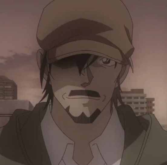 MikeecoMC's tweet photo. 🚨🚨🚨 ÚLTIMA HORA: SE VIENE UNA NUEVA IMAGEN DE RENYA KARASUMA 

💥 ¡BOMBAZO DE ÚLTIMA HORA!

⚠️ TENDREMOS UNA NUEVA VISUAL DE RENYA KARASUMA ⚠️

TENEMOS NOTICIAS FUERTES DE ÚLTIMA HORA Y CON UN BOMBAZO.

De acuerdo con el insider, iSenku0, en el nuevo opening 62 tendremos MUCHOS NUEVOS PERSONAJES y entre ellos APARECERÁ RENYA KARASUMA.

Algunos de los personajes que estarían apareciendo en el opening 62 serían los siguientes; Akemi, Gin, Rum, Karasuma, Makoto, Kaito Kid, los detectives del caso de los Tres Días con Heiji, toda la familia Akai hasta Tsutomu, Yusaku y Yukiko,  toda la familia Hondou, casi toda la policía, Amanda, Kohji y Wakasa, y el Barón Nocturno.

SE VIENE UN OPENING POTENTE.