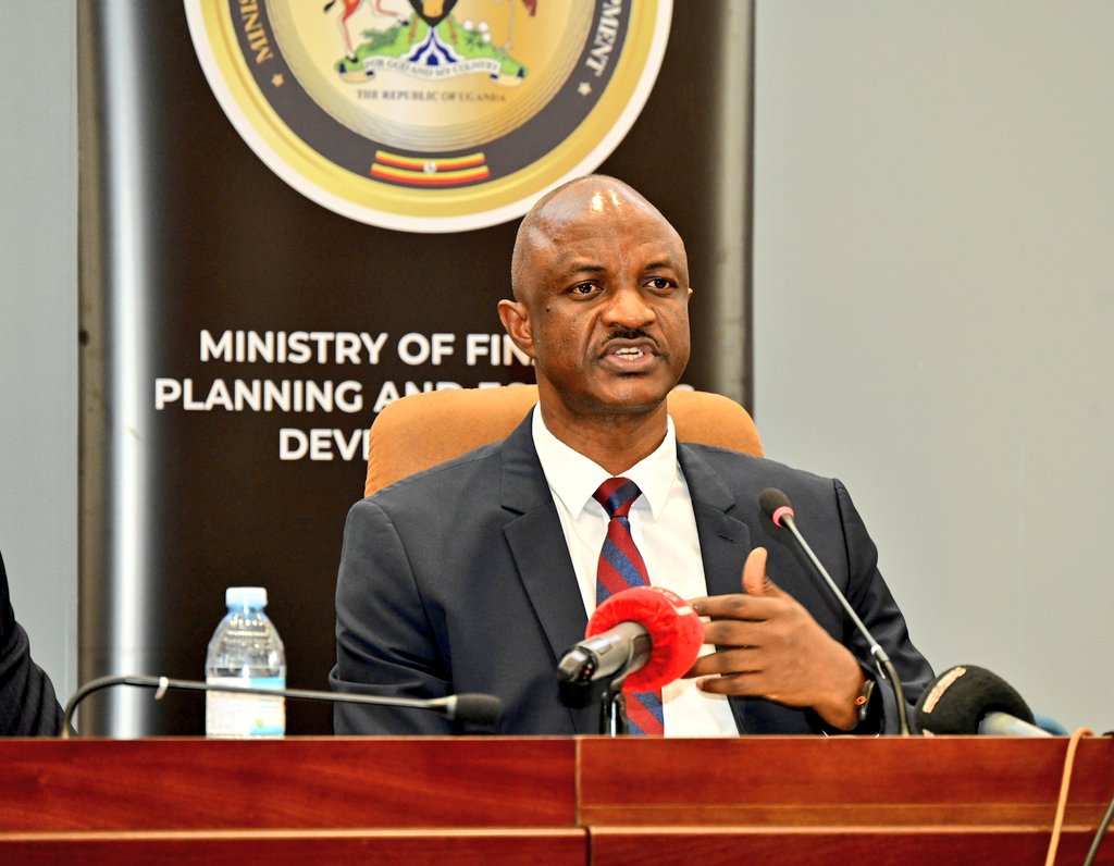 mofpedU's tweet photo. PRESS BRIEFING Q1 FY 2026/27:

PSST @rggoobi says the economy sustained steady momentum in FY2025/26, growing at 6.4% in real terms (up from 6.3% the prior year), driven by stronger aggregate demand and continued implementation of government initiatives such as the Parish Development Model and Uganda Development Ban which expanded access to affordable credit and seed capital. 

"Real GDP growth is projected to accelerate to 10.2% in FY2026/27, supported by first oil production, ongoing investment in ATMs and public infrastructure, stronger export growth, a stable macroeconomic environment, and improved public spending efficiency," said Dr.Ggoobi.

He said annual headline inflation averaged 3.3% in FY2025/26 (down from 3.5% the prior year), reflecting effective monetary–fiscal policy coordination.