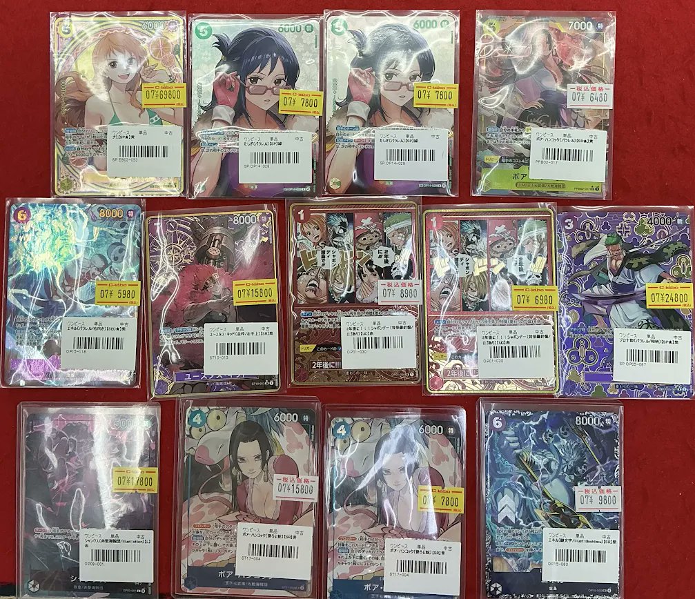 osu_clabo's tweet photo. 【ワンピースカードゲーム　販売情報】

🍮シャーロット・プリン🍮
⚔️来い…!!!おれ達が相手をしてやる!!!⚔️
👒モンキー・D・ルフィ👒

各種シングルカードが入荷しました❗️

状態の確認はお近くのスタッフまでお声がけください❗️ https://t.co/FseguPBnTb