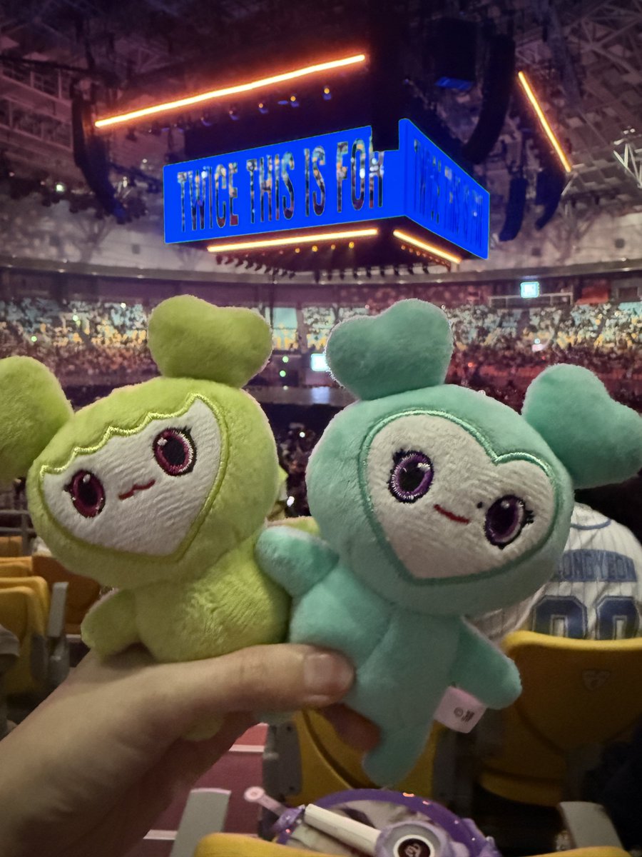 Let's go #TWICE #트와이스 #THISISFOR #TWICE_THISISFOR_WORLD_TOUR