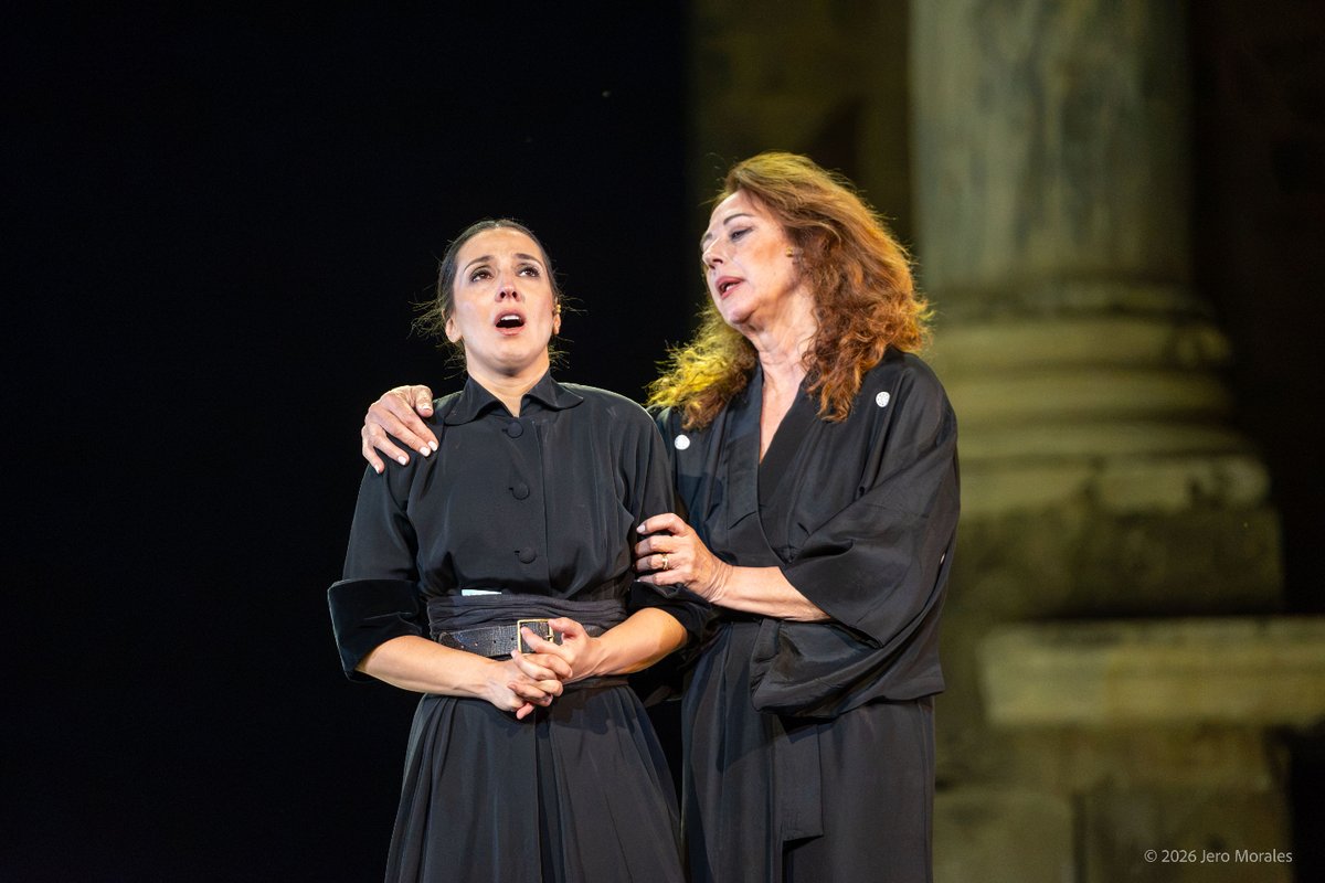 Festival_Merida's tweet photo. 'Electra Jonda' vuelve esta noche al #TeatroRomano.

La fuerza del #flamenco al servicio de una de las tragedias familiares más intensas del mundo clásico.

📅 Hoy · 22:45h 🎟️ https://t.co/DrphpWZMzU https://t.co/Ydq9OmrEp7