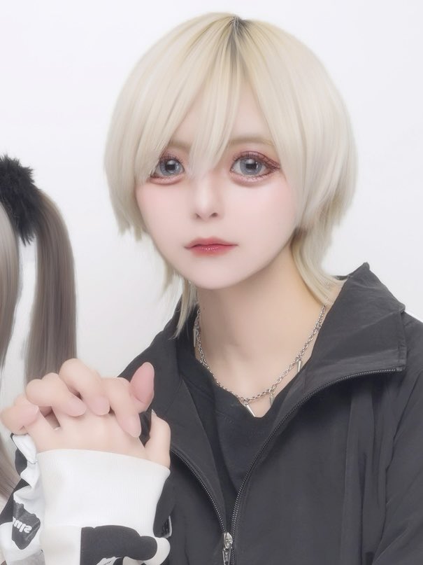 re0naruse's tweet photo. 1年で性別変わった。

←2025     2026→ https://t.co/MpyJodRiTe