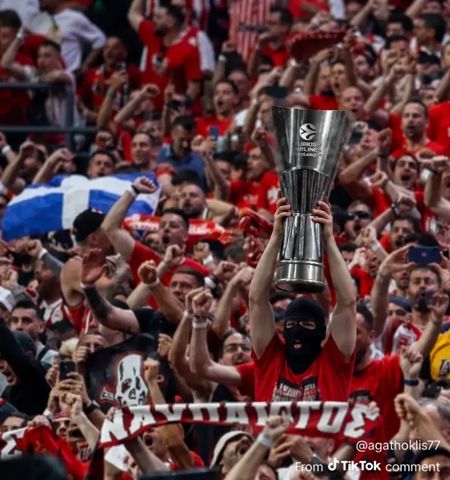thrylos1954's tweet photo. Πως μας τελείωσες έτσι ρε τράκη…

#OlympiacosBC
#paobc https://t.co/ENEg2p55Ik
