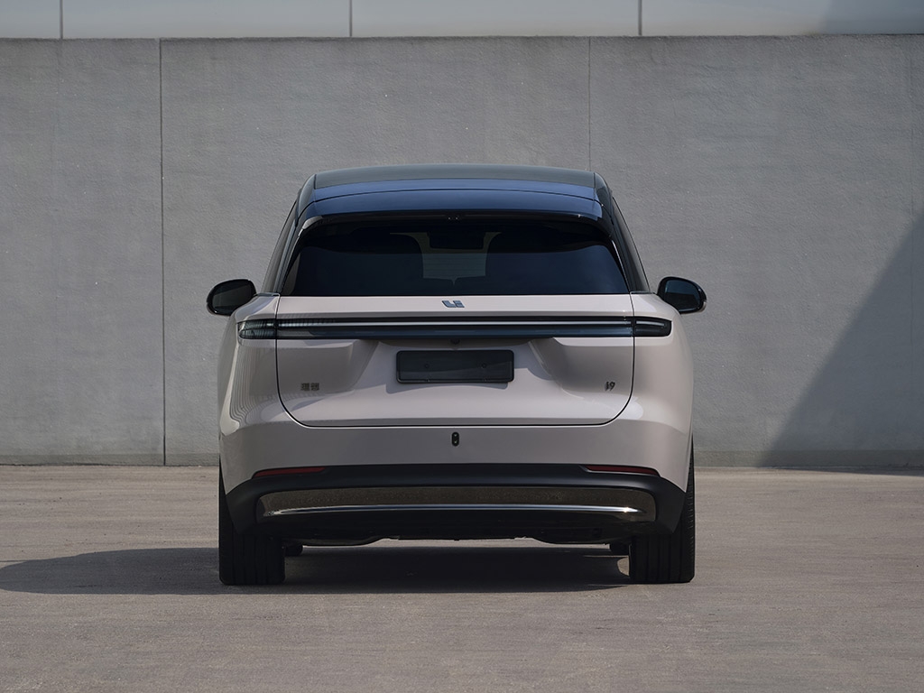 MIIT filing details for the Li Auto i9 are officially out. The