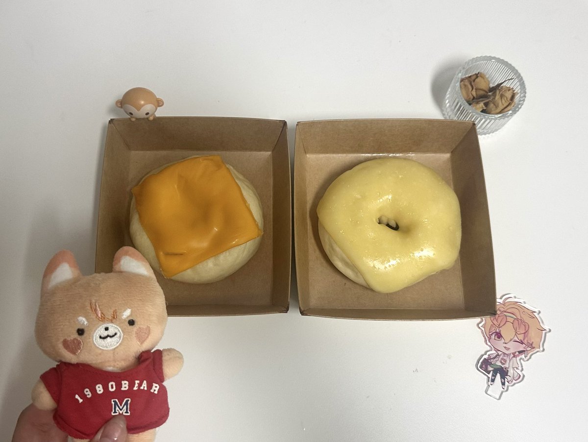 Ryux1y's tweet photo. 오늘은 베이글을 찌즈 베이글들을 만들어주셧다요,, 노랑주랑해. ૮₍˶ •. •⑅₎ა♡ https://t.co/qU4Y76xMi9