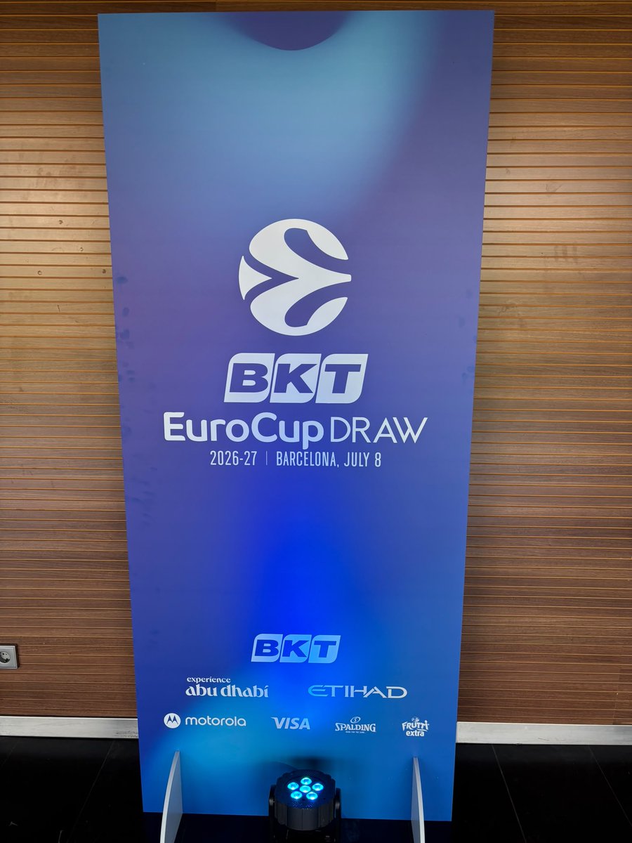 GRUPMEDIAPRO's tweet photo. El Auditorio de GRUP MEDIAPRO en Barcelona ha acogido el sorteo de la @EuroCup 26-27 🏀 

Unos 20 profesionales del grupo, con participación de Eumovil, @wtvision_ y Overon, asumieron la producción técnica del evento: realización, despliegue multicámara y transmisión vía satélite https://t.co/jUI16ZnYfE