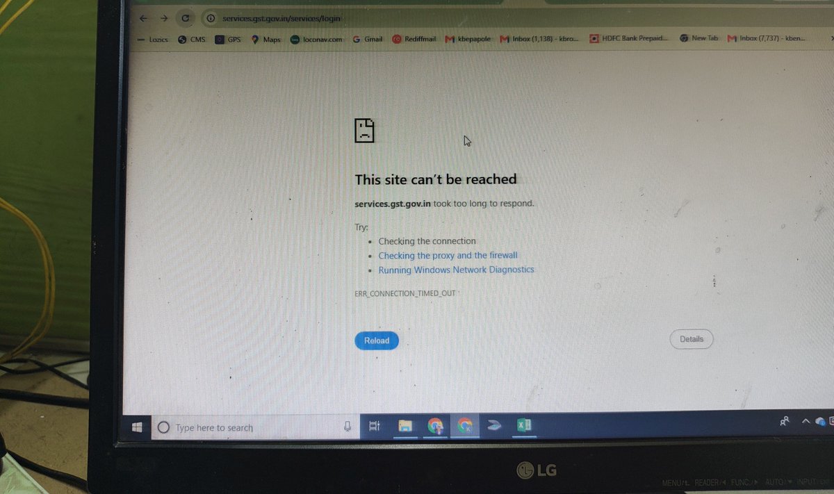 De_Shar11's tweet photo. Return file kare ya rehne de aaj? Late fees aapke account me debit kar dete hai?
@Infosys_GSTN https://t.co/vy8GukspWP