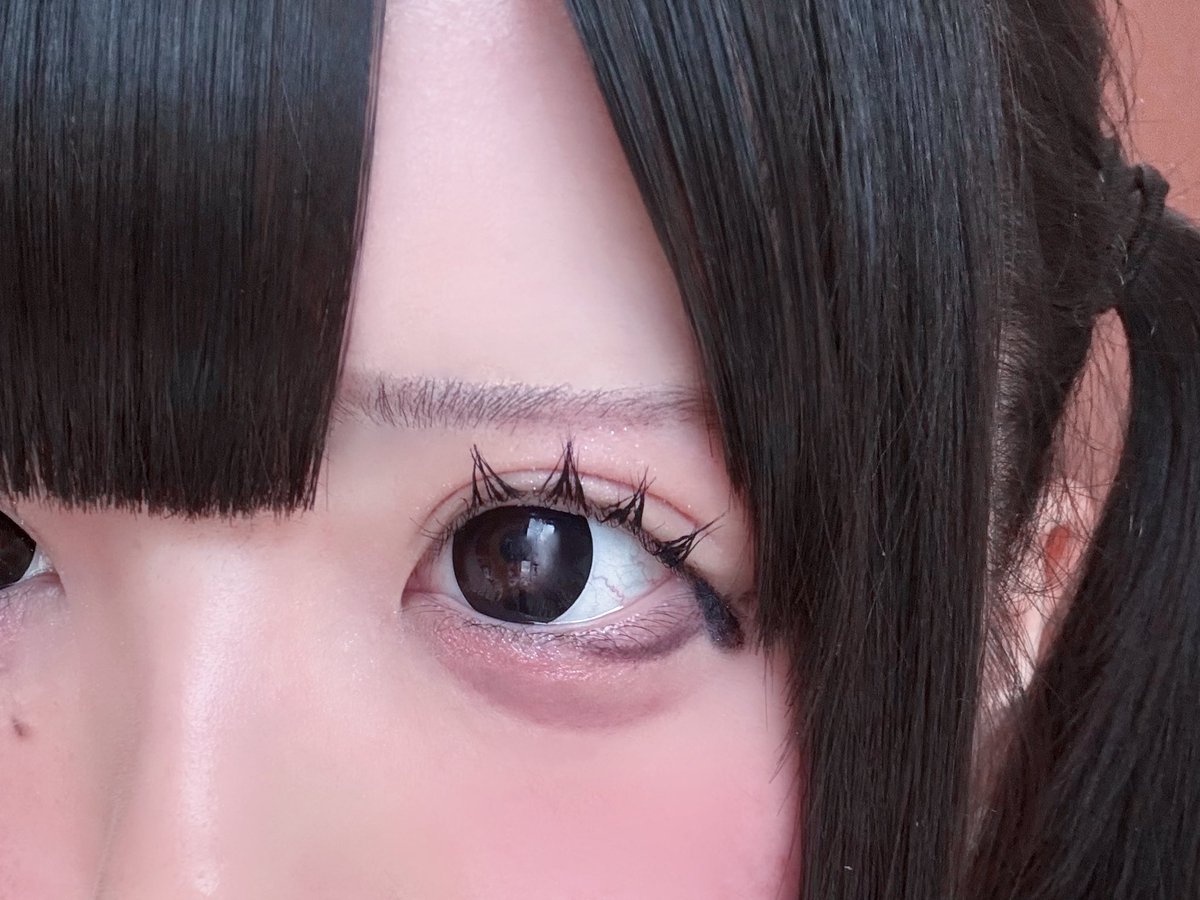 melody_omp's tweet photo. わたし、まつ毛束にするの上手すぎる https://t.co/R210OfBij4