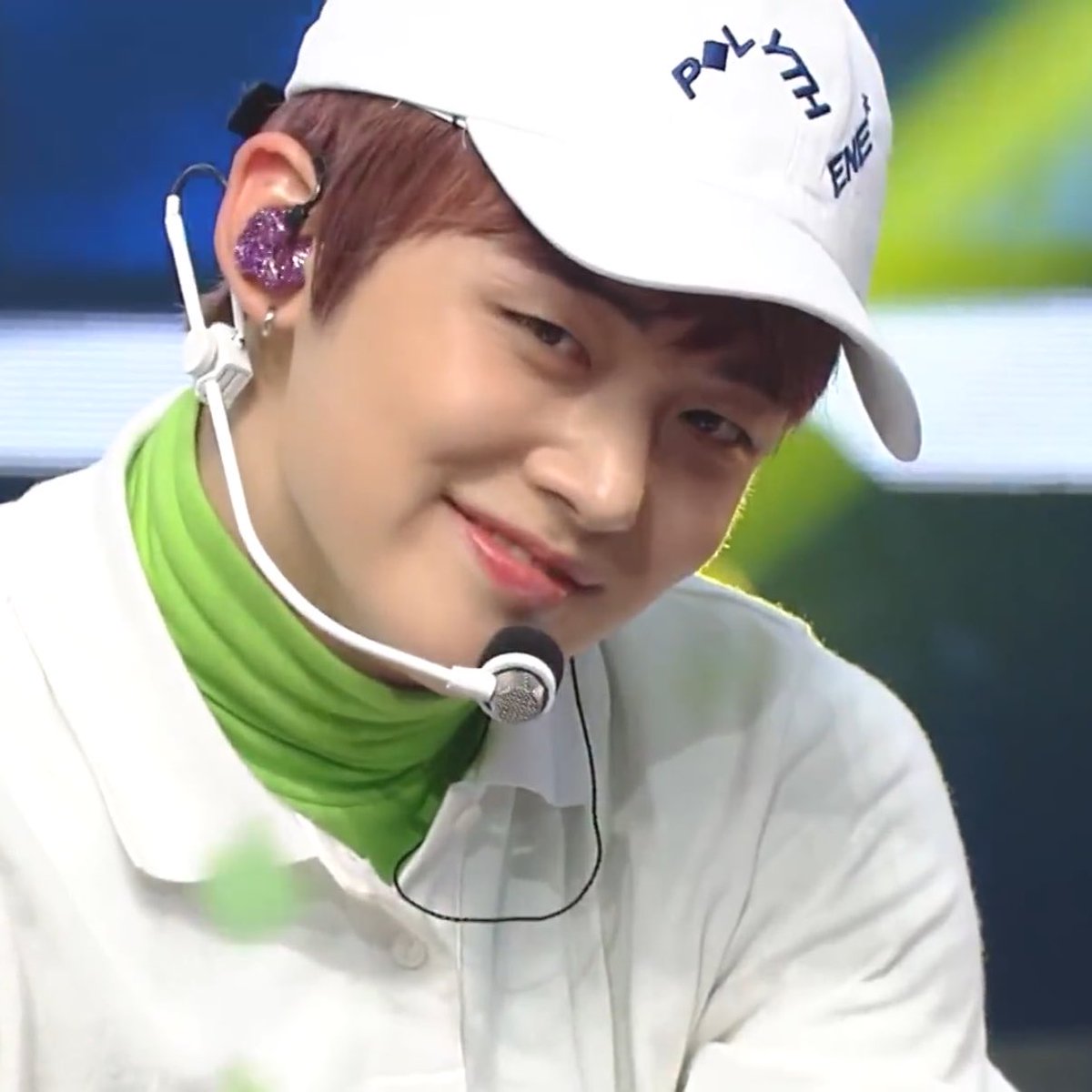 closetobeomgyu's tweet photo. he’s grown so much man i’m sad https://t.co/W58ZwTa8aN