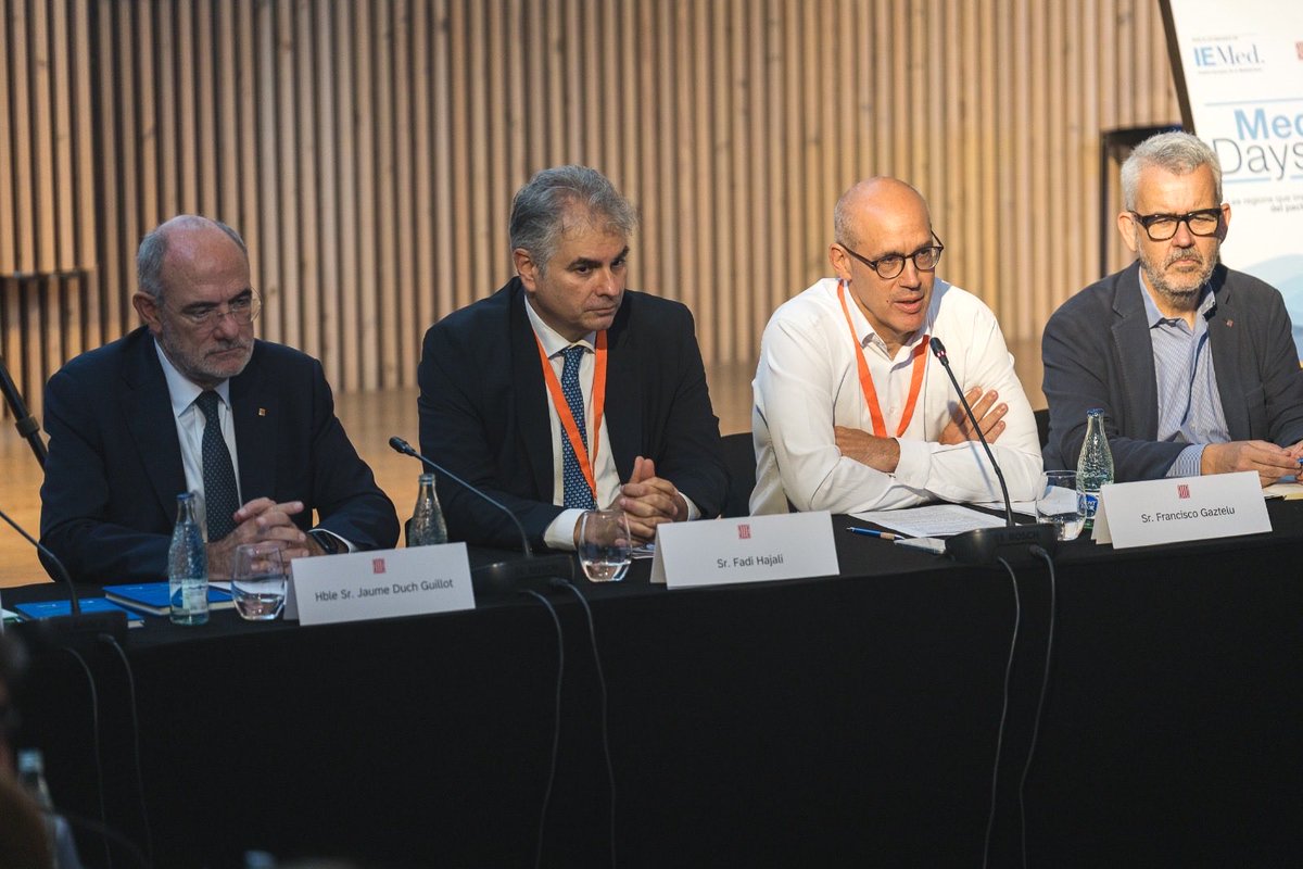 exteriorscat's tweet photo. 🌊 MedCat Days 2026

Obertura institucional amb el conseller @jduch, conferència inaugural del DG MENA Francisco Joaquín Gaztelu, i taula rodona amb la presidenta @AssembleeCorse @Maupertuis_N, la consellera @MaRegionSud @MagaliAltounian i l'eurodiputat @nzingaretti. https://t.co/jEqwwJ6Aje