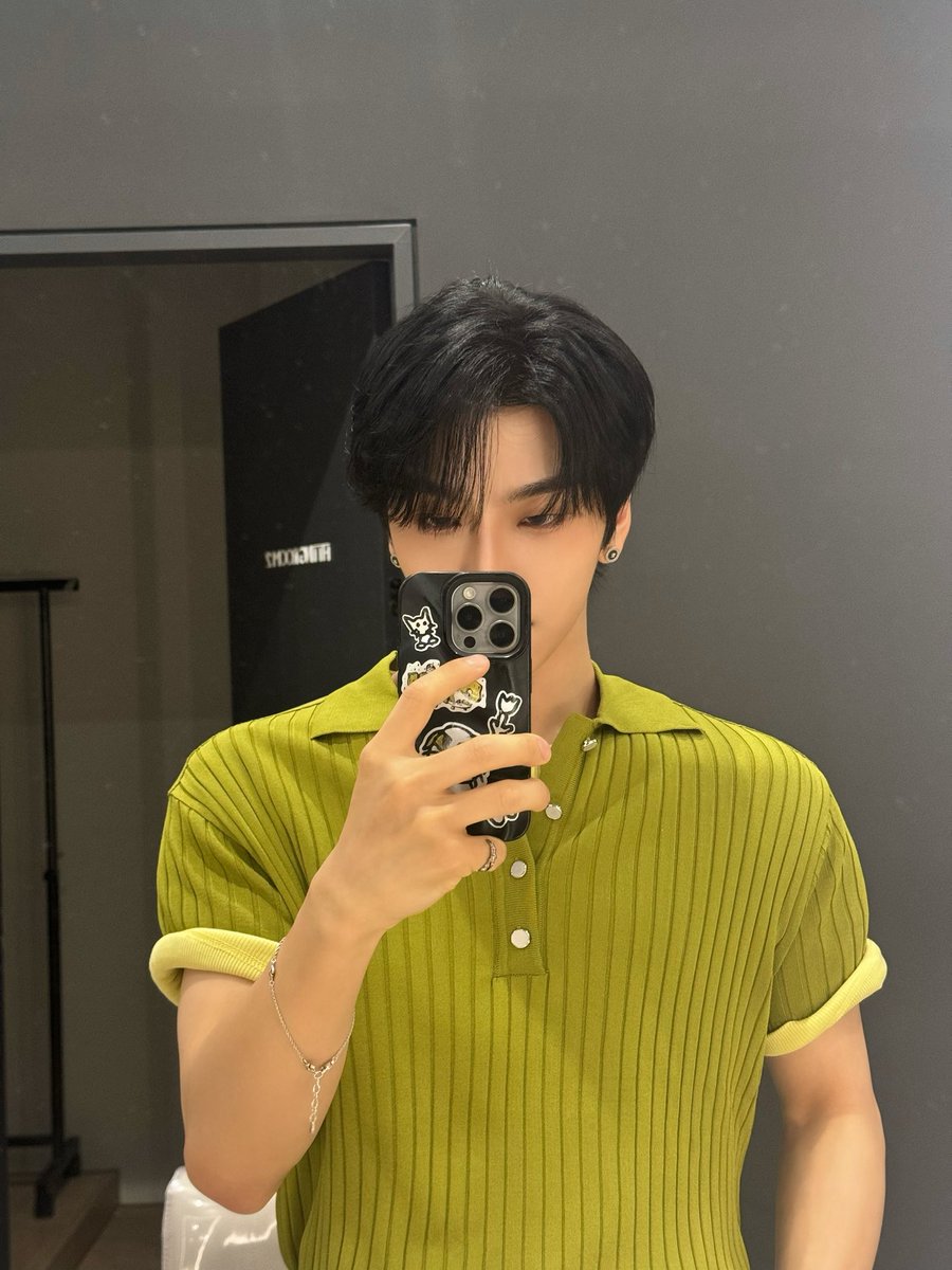 ALD1_official's tweet photo. 안해봤던 스타일💫

#ALPHADRIVEONE #ALD1
#알파드라이브원
#XINLONG #씬롱 https://t.co/NK975lq3wn