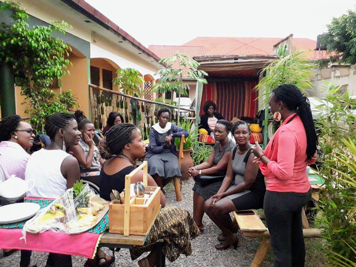 CwenInfo's tweet photo. #FBF #CWENMEETS at BSOUG! Its been a minute. We are excited and cannot wait to be hosted by the Coffee Space on 17th July 9 am-1 pm! #cwensupport https://t.co/eR1LBEifbm